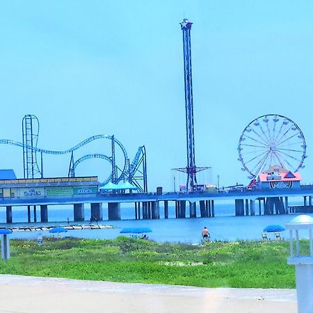 Casaazul-2605B-Pleasure Pier & Beach A Block Away- 3Bed 2Bath 7 Beds- 7 Minutes To Cruise Terminal Galveston Buitenkant foto