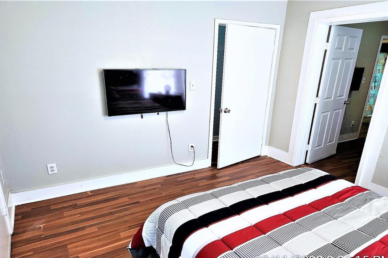 Casaazul-2605B-Pleasure Pier & Beach A Block Away- 3Bed 2Bath 7 Beds- 7 Minutes To Cruise Terminal Galveston Buitenkant foto