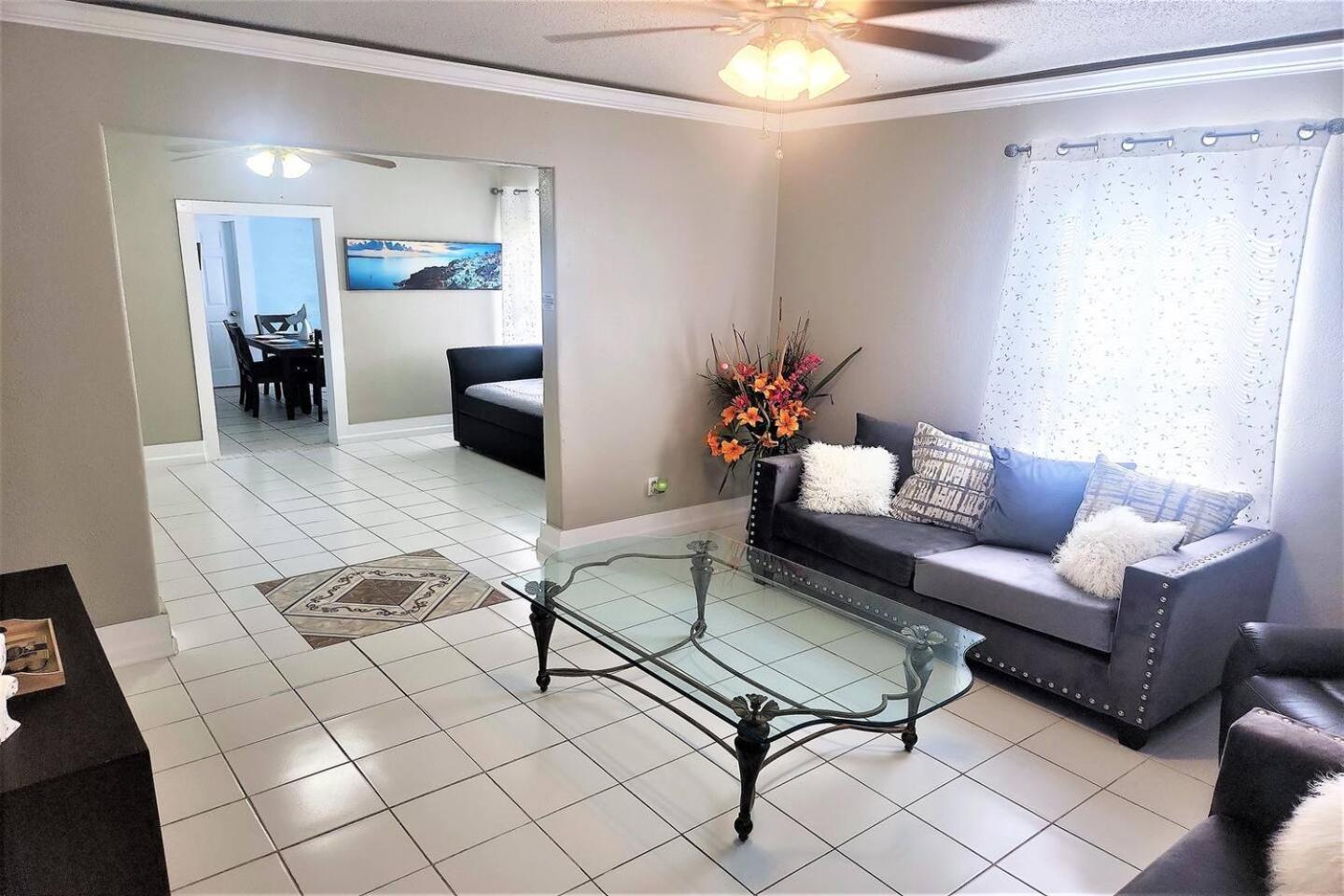 Casaazul-2605B-Pleasure Pier & Beach A Block Away- 3Bed 2Bath 7 Beds- 7 Minutes To Cruise Terminal Galveston Buitenkant foto